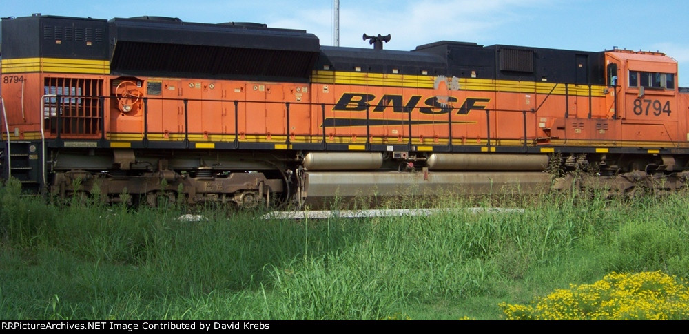 BNSF 8794